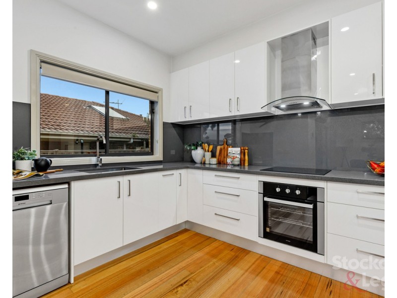 2/83 Daley Street, Glenroy VIC 3046