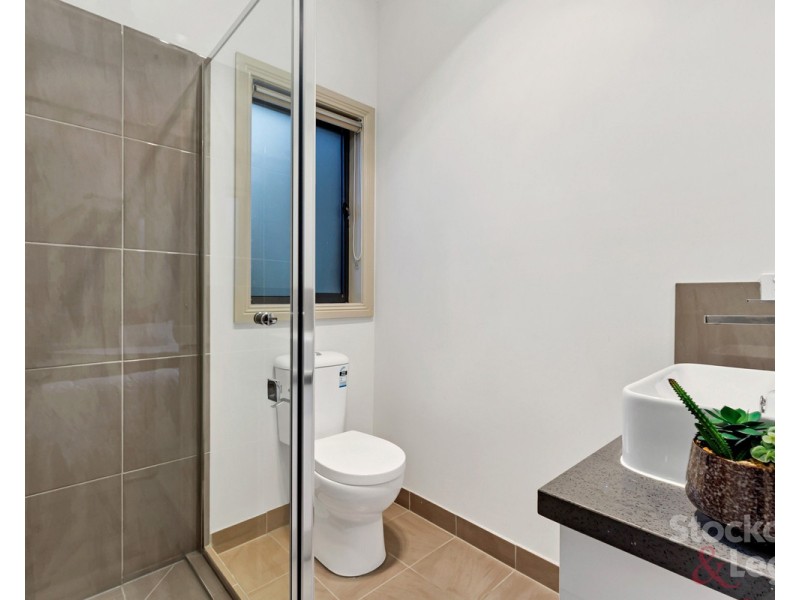 2/83 Daley Street, Glenroy VIC 3046