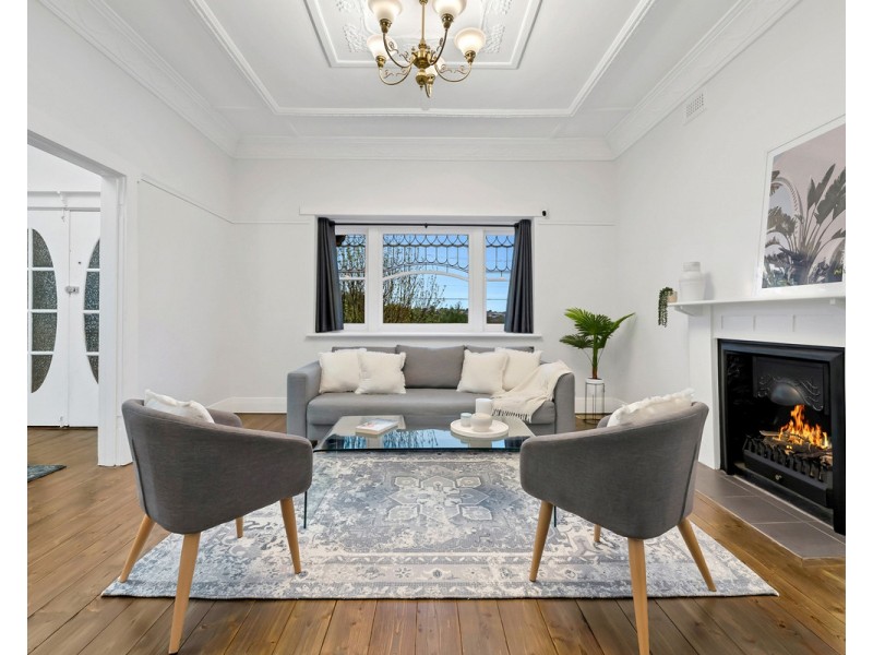 283 Pascoe Vale Road, Essendon VIC 3040