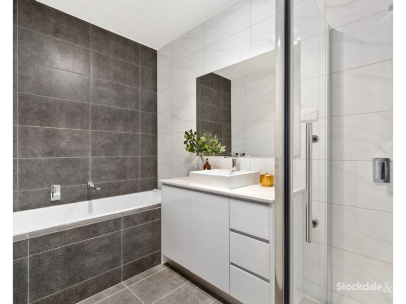 82 Melbourne Avenue, Glenroy VIC 3046