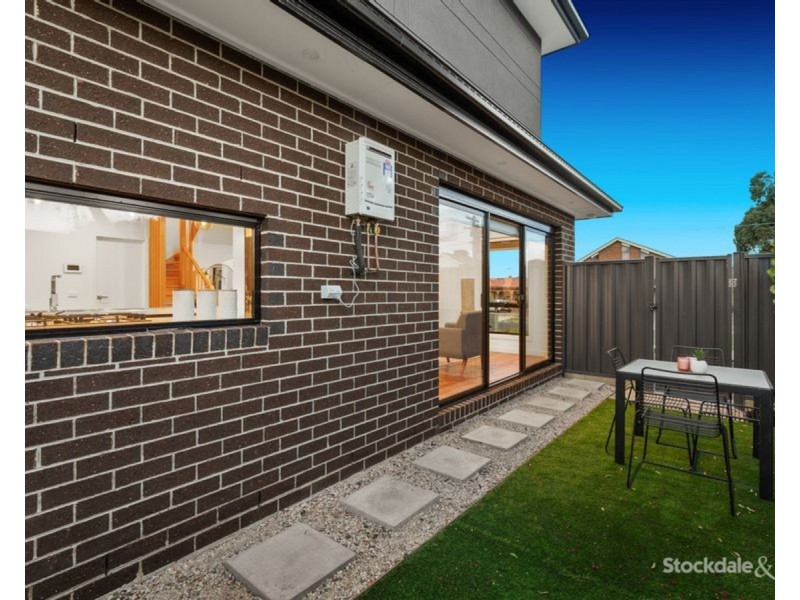 82 Melbourne Avenue, Glenroy VIC 3046