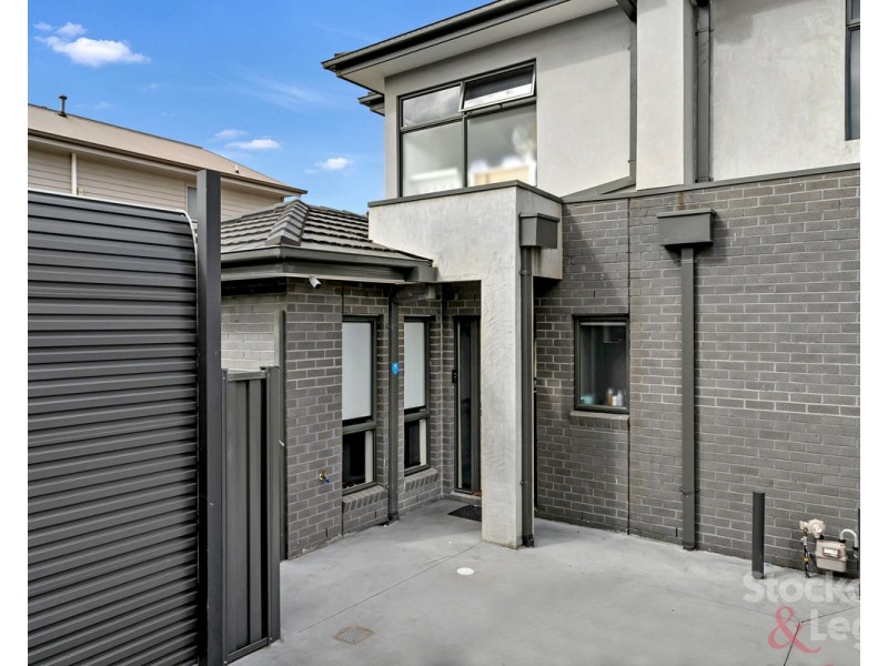 2/80 Glen Street, Glenroy VIC 3046