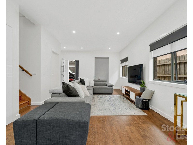 2/80 Glen Street, Glenroy VIC 3046