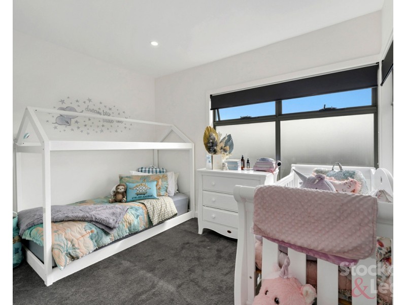 2/80 Glen Street, Glenroy VIC 3046