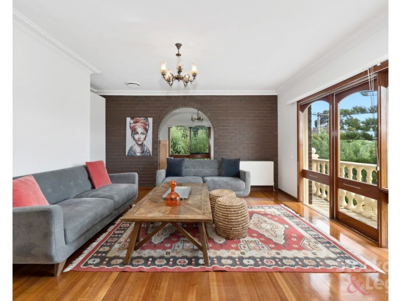 39 Willonga Street, Strathmore VIC 3041