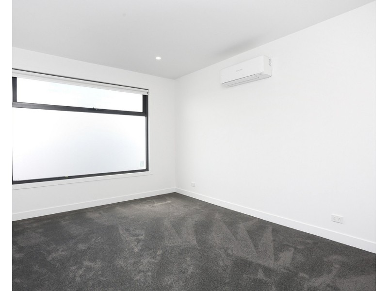16 Shaw Street, Niddrie VIC 3042