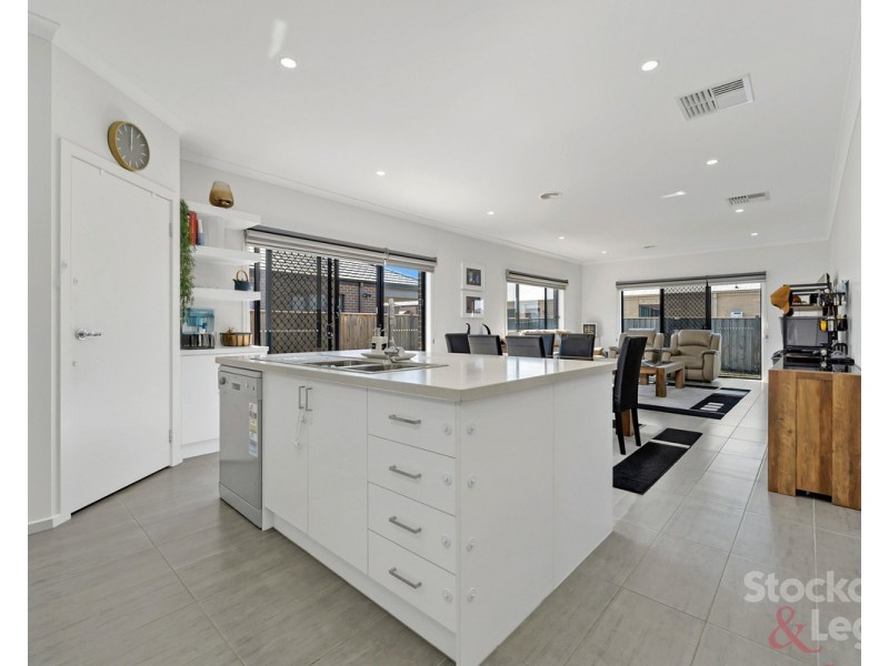 468 Brookfield Boulevard, Mickleham VIC 3064