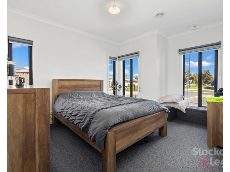 468 Brookfield Boulevard, Mickleham VIC 3064