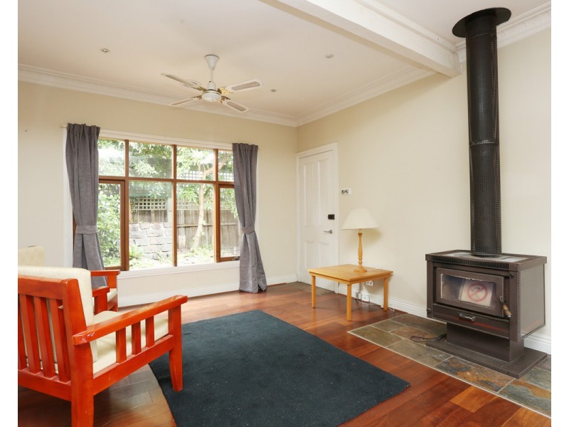 2 Warwick Road, Pascoe Vale VIC 3044
