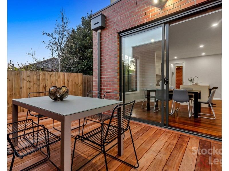 2/24 Maude Avenue, Glenroy VIC 3046