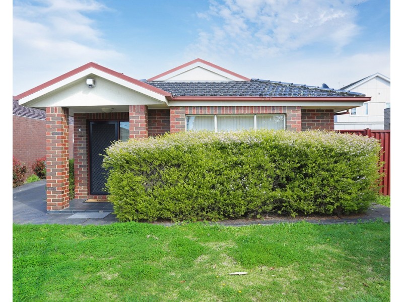 19 Hubert Avenue, Glenroy VIC 3046