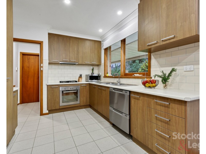 2A Warana Court, Glenroy VIC 3046