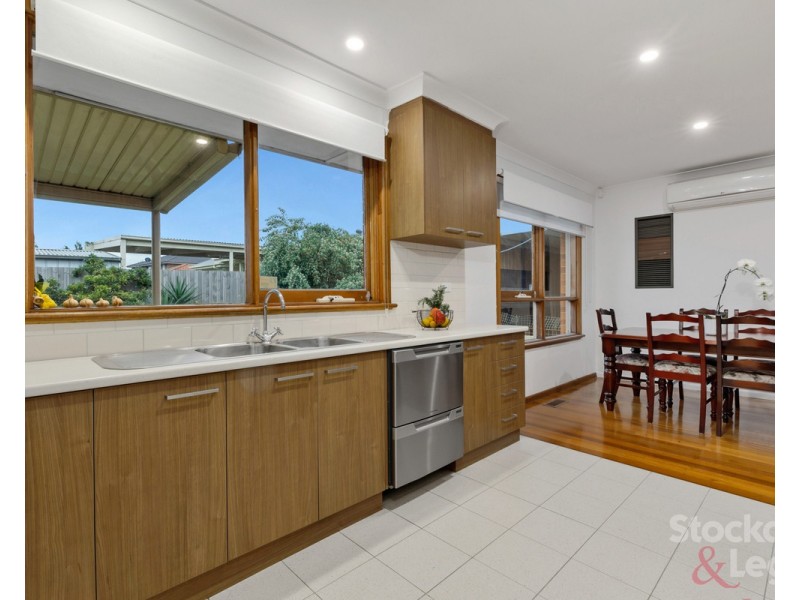 2A Warana Court, Glenroy VIC 3046