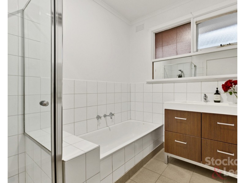 2A Warana Court, Glenroy VIC 3046