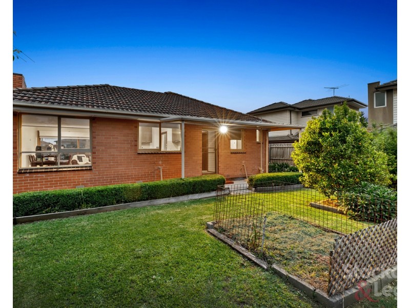 2A Warana Court, Glenroy VIC 3046