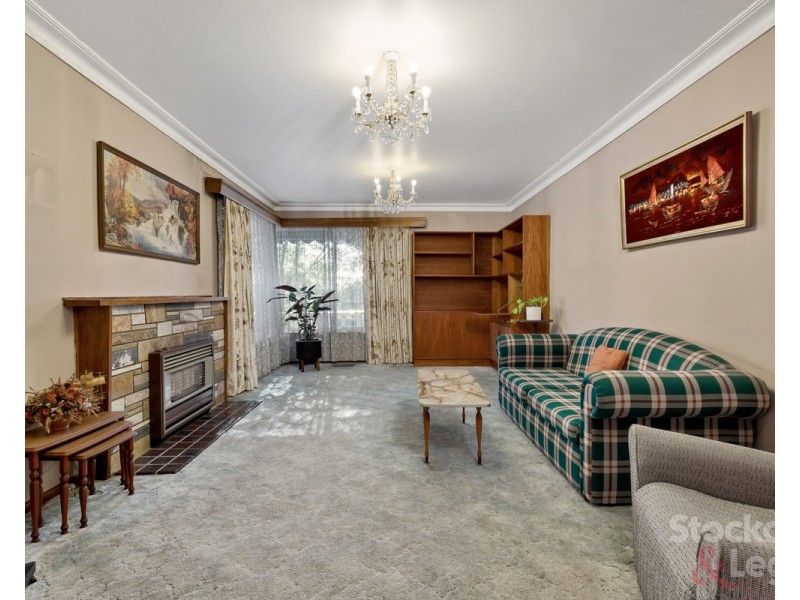 2 Moonee Boulevard, Glenroy VIC 3046