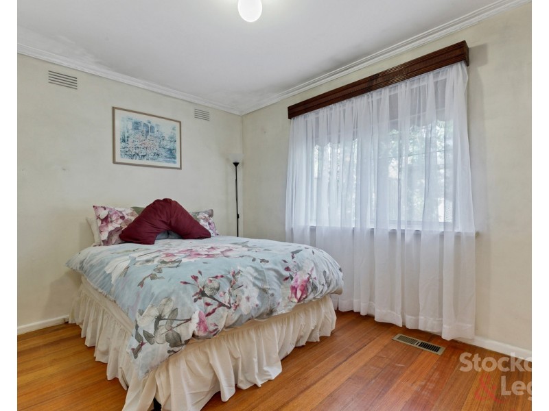 2 Moonee Boulevard, Glenroy VIC 3046
