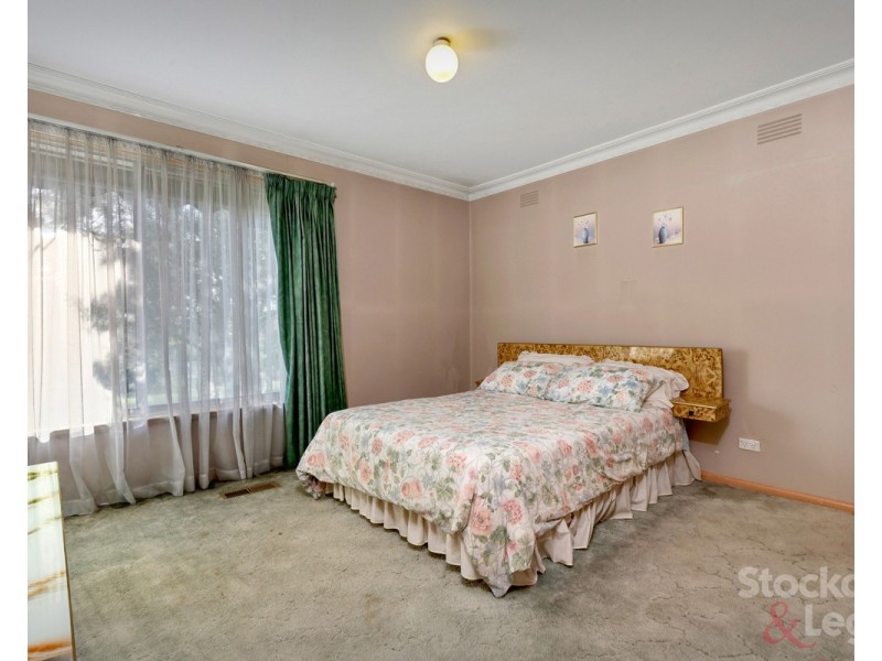 2 Moonee Boulevard, Glenroy VIC 3046