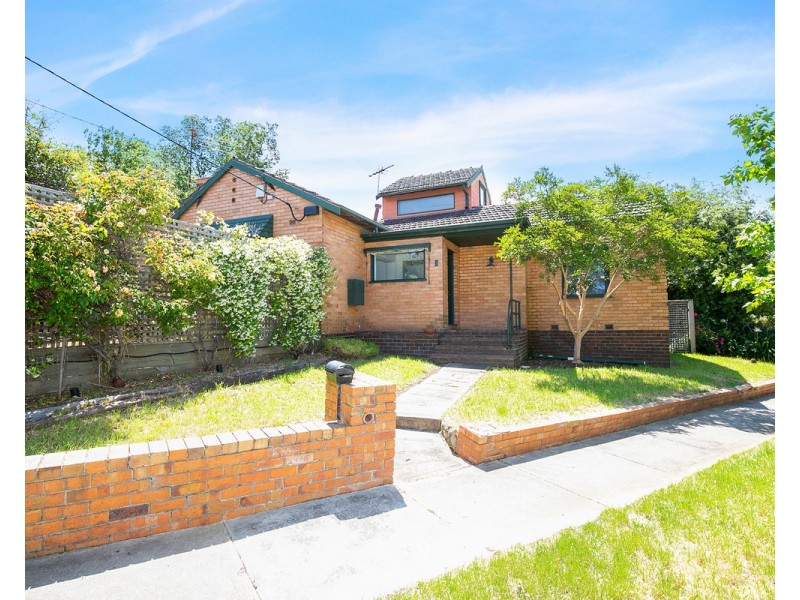 1 Carnarvon Road, Essendon VIC 3040