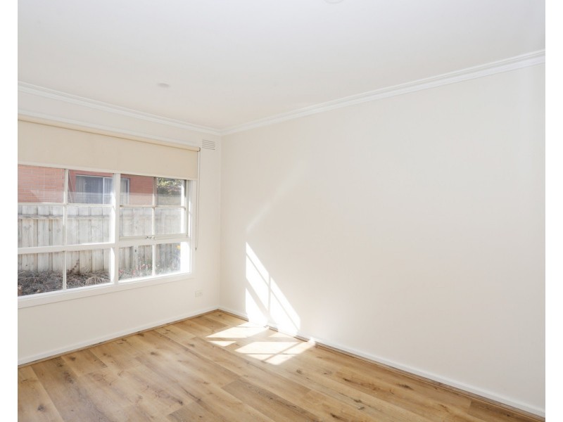 8/2 Salisbury Street, Glenroy VIC 3046