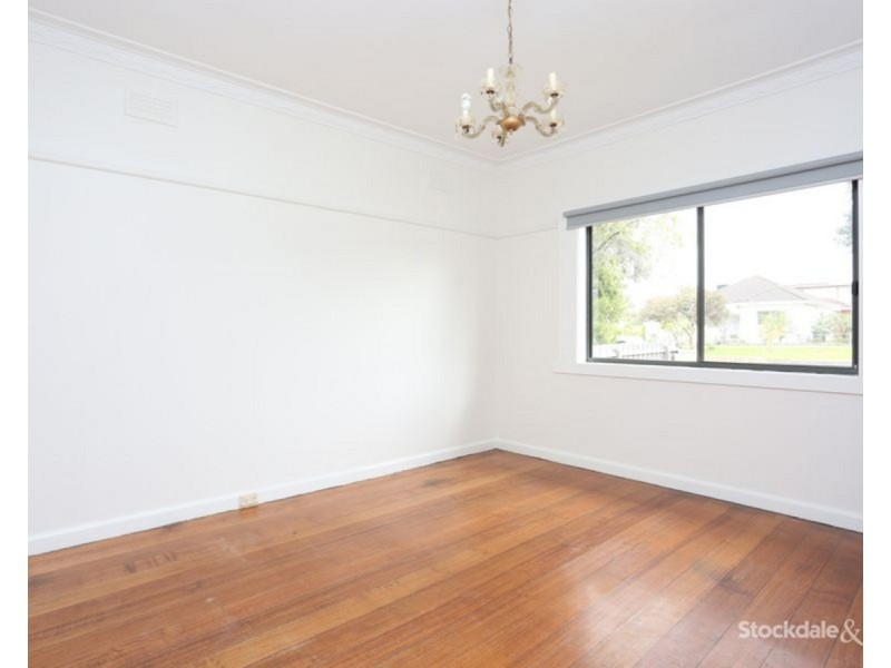 10 East Street, Hadfield VIC 3046