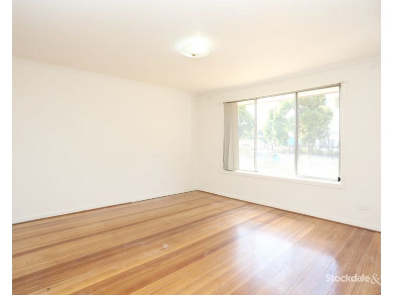 5 & 6/11 Logan Street, Glenroy VIC 3046