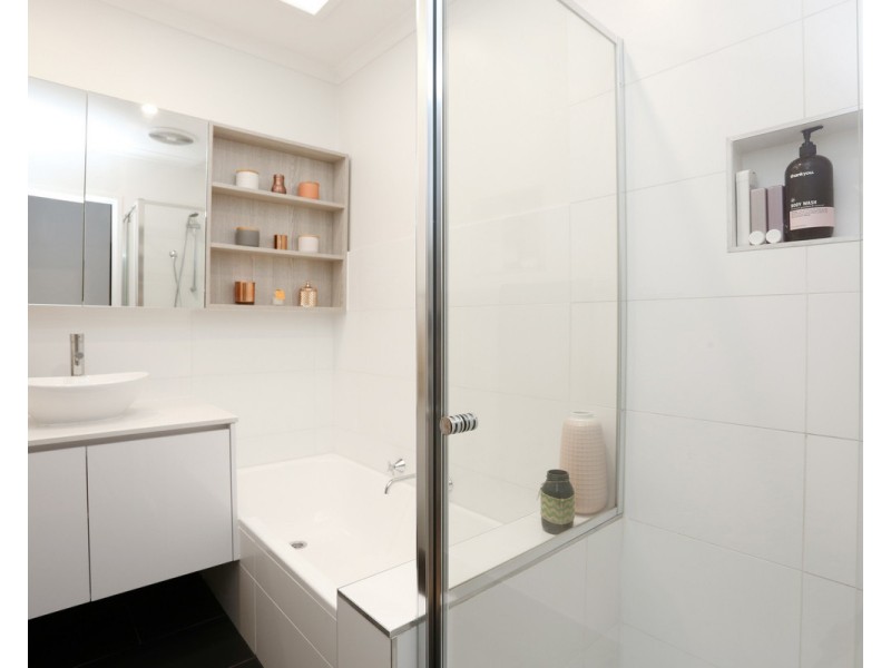 1/3 Richmond Street, Hadfield VIC 3046