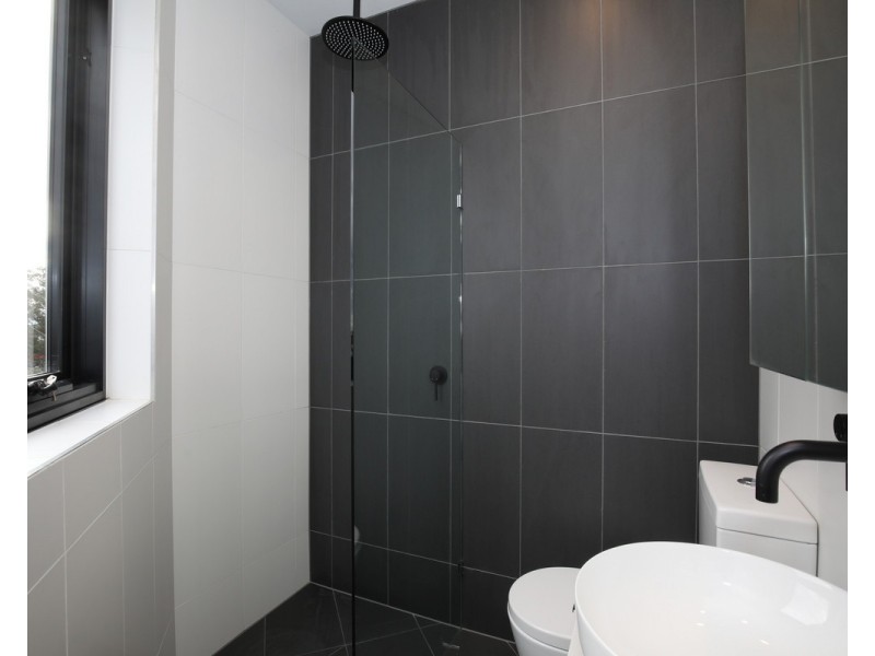 401/171 Wheatsheaf Road, Glenroy VIC 3046