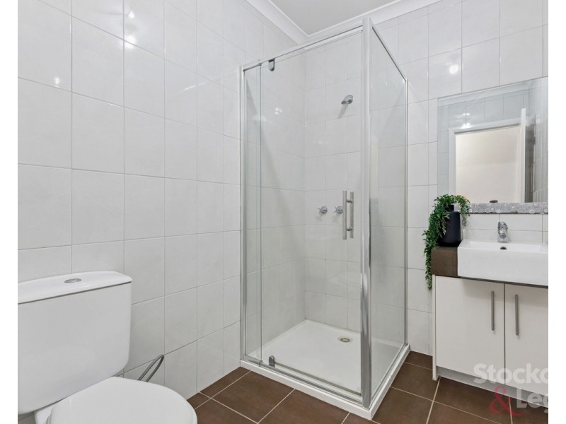 2/101 Plumpton Avenue, Glenroy VIC 3046