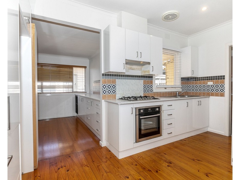 42 Sutherland Street, Hadfield VIC 3046