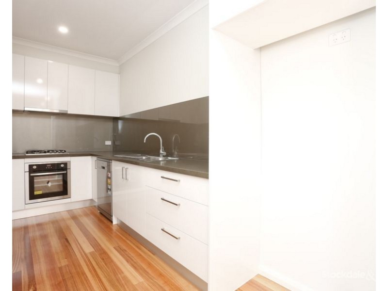 2/15 Langton Street, Glenroy VIC 3046