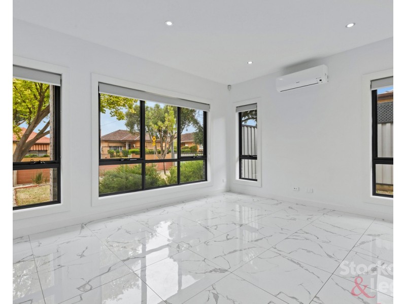 1/36 Leonard Avenue, Glenroy VIC 3046