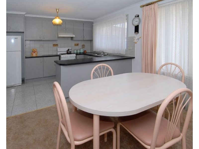 1/4 Nash Court, Meadow Heights VIC 3048