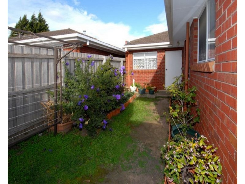 1/4 Nash Court, Meadow Heights VIC 3048