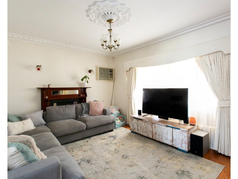 7 South Box Court, Hadfield VIC 3046