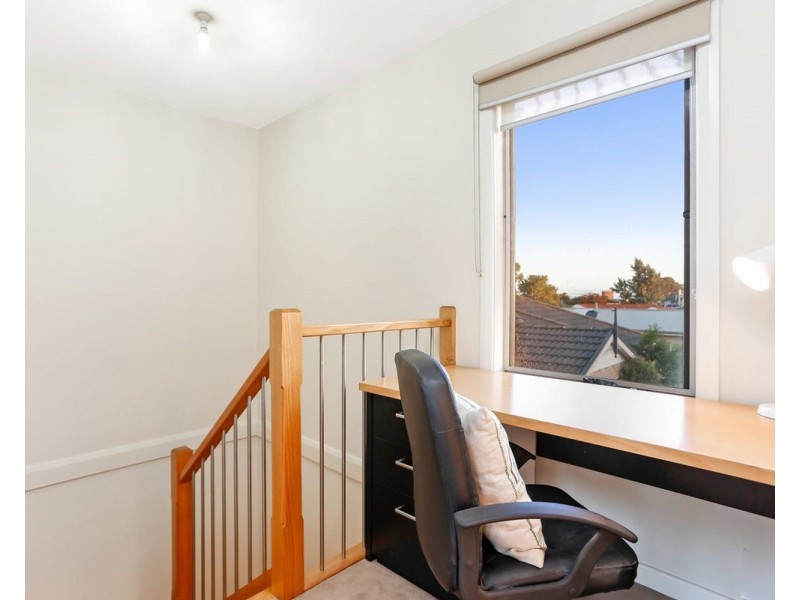 2/56 Hartington Street, Glenroy VIC 3046