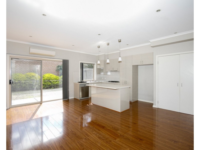 1/44 Gladstone Parade, Glenroy VIC 3046