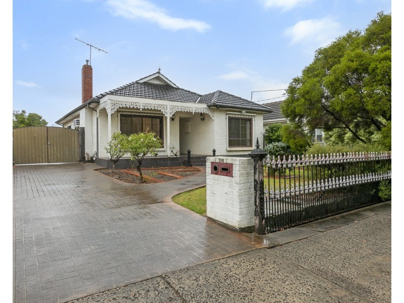 306 Waterloo Road, Glenroy VIC 3046