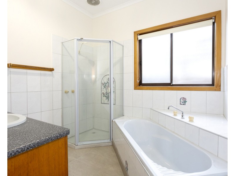 306 Waterloo Road, Glenroy VIC 3046