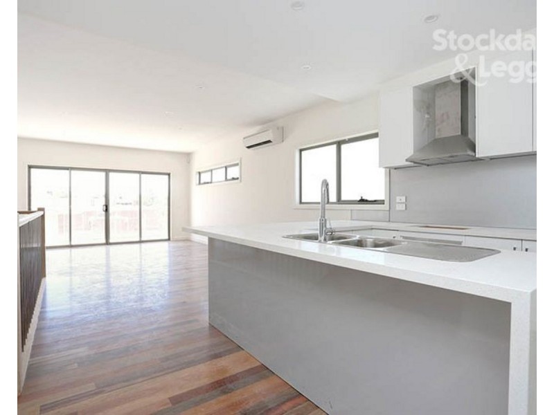 13B Cromwell Street, Glenroy VIC 3046