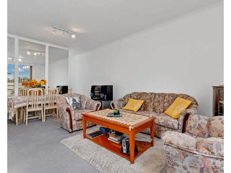 4/62 Snell Grove, Oak Park VIC 3046