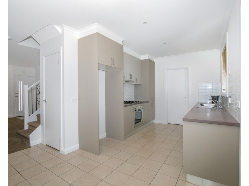 2/29 Devon Road, Pascoe Vale VIC 3044