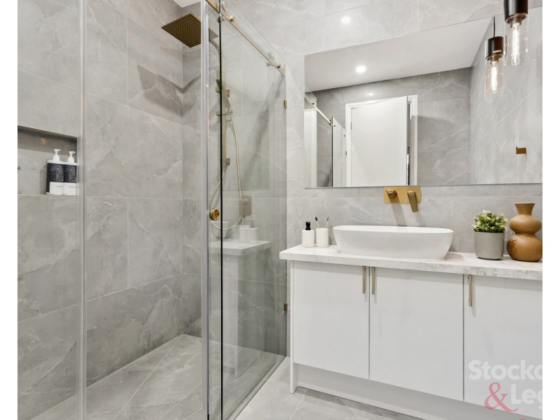 12 Douglas Street, Pascoe Vale VIC 3044