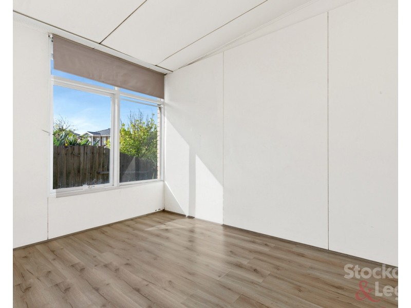1 Plumpton Avenue, Glenroy VIC 3046