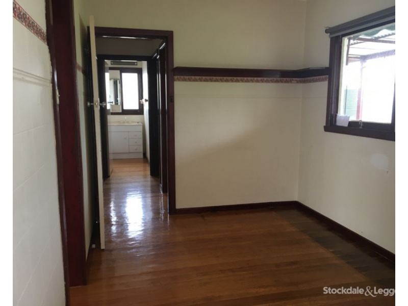 5 Regent Street, Hadfield VIC 3046