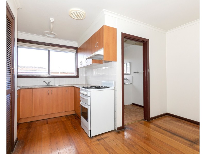 3/11 Logan Street, Glenroy VIC 3046