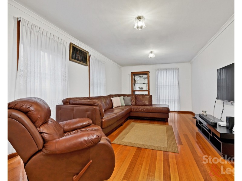 122 Longford Crescent, Coolaroo VIC 3048