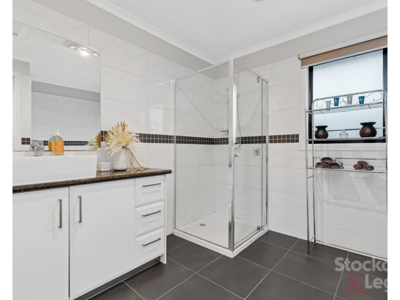 70 Trevannion Street, Glenroy VIC 3046