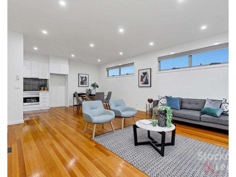 2/33 William Street, Glenroy VIC 3046