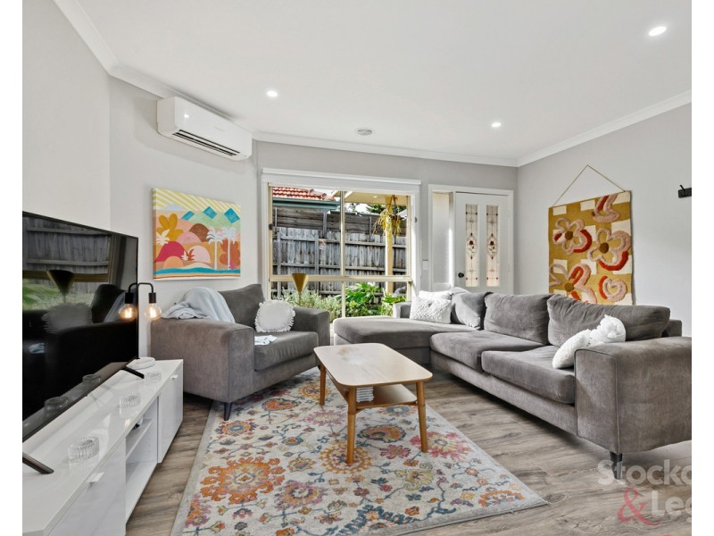 2/14 Kiama Street, Glenroy VIC 3046